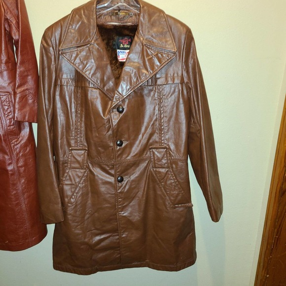 Vintage De Long Glove Cowhide Leather Coat Size 44L Lined W Belt